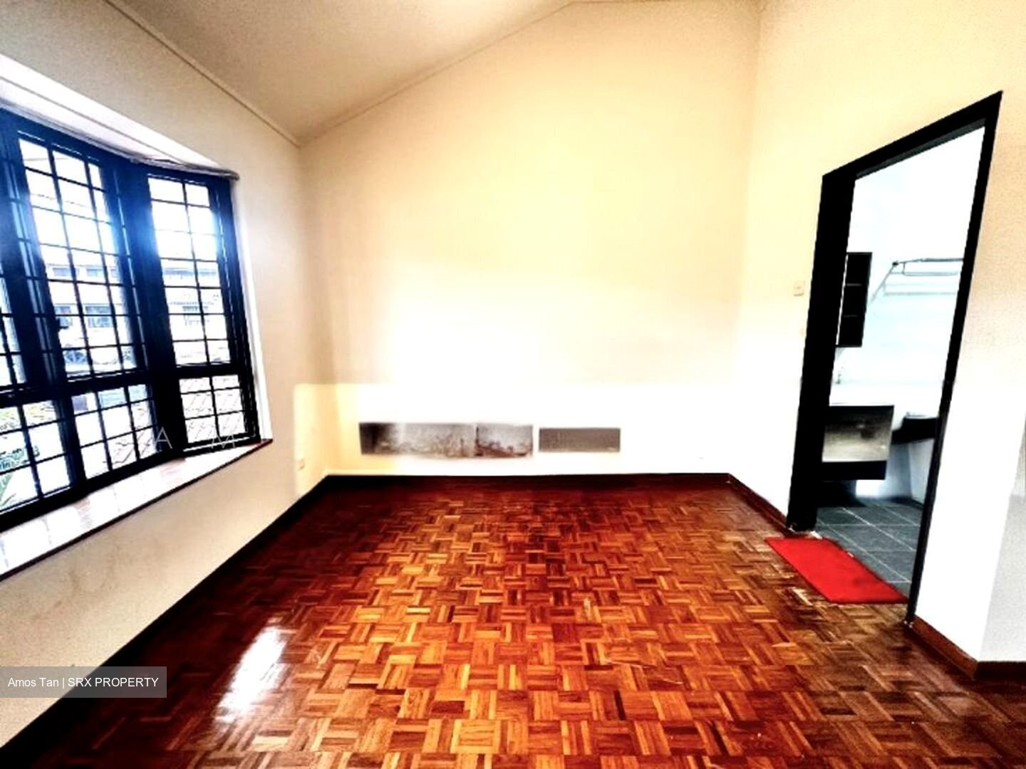 Tai Hwan Park (D19), Terrace #501962151